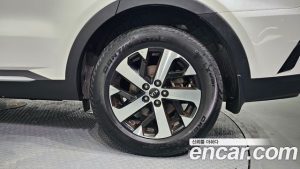 Kia Sorento Бензин 2.5T 2WD 2021 года из Южной Кореи