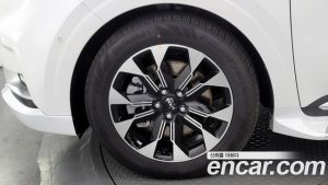 Kia Carnival 9-Seater HI-Limousine 2023 года из Южной Кореи