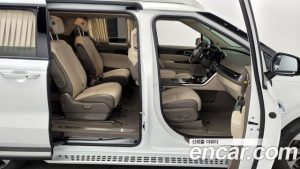 Kia Carnival 9-Seater HI-Limousine 2023 года из Южной Кореи
