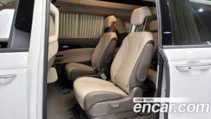 Kia Carnival 9-Seater HI-Limousine 2023 года из Южной Кореи