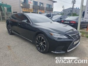 Lexus LS 3.5 Luxury AWD 2021 года из Южной Кореи