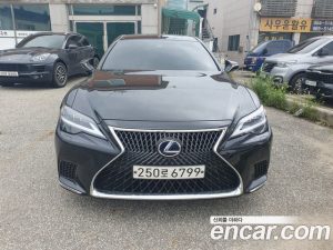 Lexus LS 3.5 Luxury AWD 2021 года из Южной Кореи
