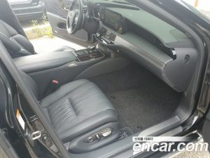 Lexus LS 3.5 Luxury AWD 2021 года из Южной Кореи