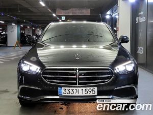 Mercedes-Benz E-Class E220d 4MATIC Exclusive 2021 года из Южной Кореи