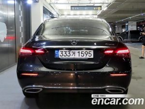 Mercedes-Benz E-Class E220d 4MATIC Exclusive 2021 года из Южной Кореи