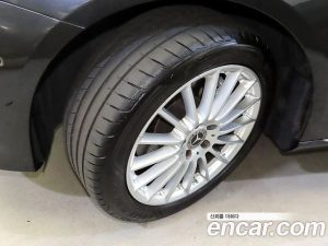 Mercedes-Benz E-Class E220d 4MATIC Exclusive 2021 года из Южной Кореи