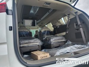 Kia Carnival 9-Seater HI-Limousine 2023 года из Южной Кореи