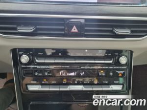 Kia K7 Signature 2020 года из Южной Кореи