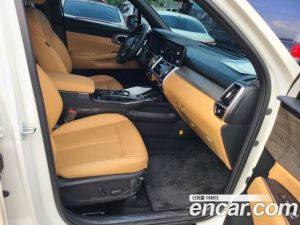 Kia Sorento Дизель 2.2 2WD 2023 года из Южной Кореи