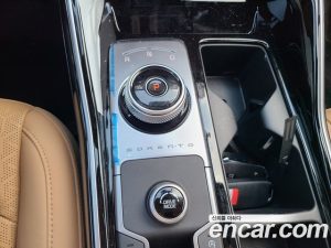 Kia Sorento Дизель 2.2 2WD 2023 года из Южной Кореи