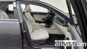 Kia K7 Signature 2020 года из Южной Кореи