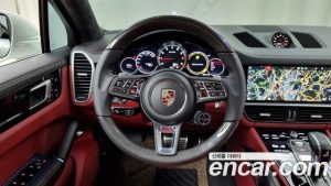 Porsche Cayenne 4.0 Turbo Coupe 2020 года из Южной Кореи