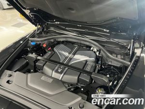 Rolls-Royce Cullinan 6.7 V12 Black Badge 2023 года из Южной Кореи