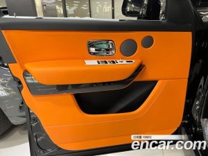 Rolls-Royce Cullinan 6.7 V12 Black Badge 2023 года из Южной Кореи