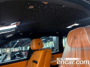Rolls-Royce Cullinan 6.7 V12 Black Badge 2023 года из Южной Кореи
