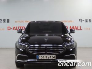 Mercedes-Benz E-Class E300e 4MATIC Exclusive 2021 года из Южной Кореи