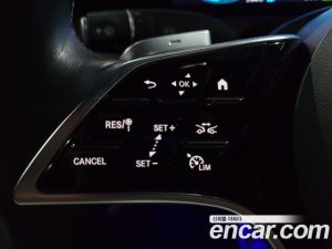 Mercedes-Benz E-Class E300e 4MATIC Exclusive 2021 года из Южной Кореи