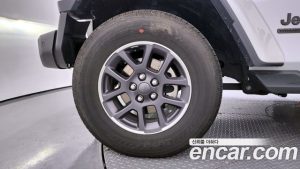 Jeep Wrangler 2.0 Overland 4Door 80th Anniversary Edition 2021 года из Южной Кореи