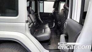 Jeep Wrangler 2.0 Overland 4Door 80th Anniversary Edition 2021 года из Южной Кореи