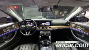 Mercedes-Benz E-Class E300 4MATIC Exclusive 2020 года из Южной Кореи