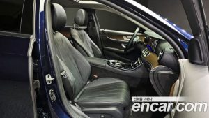 Mercedes-Benz E-Class E300 4MATIC Exclusive 2020 года из Южной Кореи