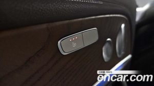 Mercedes-Benz E-Class E300 4MATIC Exclusive 2020 года из Южной Кореи