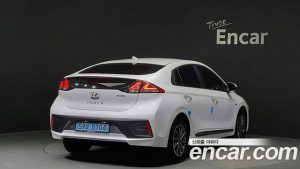 Hyundai Ioniq Q 2020 года из Южной Кореи