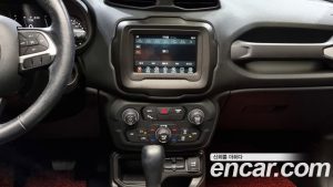 Jeep Renegade 2.4 Longitude 2020 года из Южной Кореи