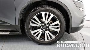 Renault-KoreaSamsung QM6 2.0 GDe Premiere 2WD 2020 года из Южной Кореи