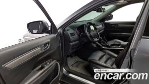 Renault-KoreaSamsung QM6 2.0 GDe Premiere 2WD 2020 года из Южной Кореи