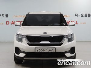 Kia Seltos Бензин 1.6 Turbo 2WD 2021 года из Южной Кореи