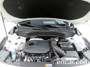 Kia Seltos Бензин 1.6 Turbo 2WD 2021 года из Южной Кореи