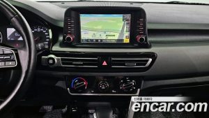 Kia Seltos Бензин 1.6 Turbo 2WD 2022 года из Южной Кореи