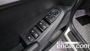 Kia Seltos Бензин 1.6 Turbo 2WD 2022 года из Южной Кореи