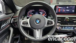 BMW 5-Series 520d M Sport Plus 2020 года из Южной Кореи