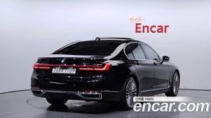BMW 7-Series 740d xDrive Design Pure Excellence 2020 года из Южной Кореи