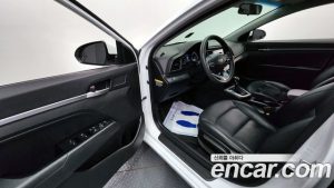 Hyundai AVANTE 1.6 2020 года из Южной Кореи