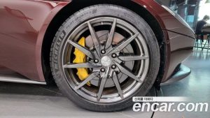 Astonmartin DB11 4.0 V8 Coupe 2019 года из Южной Кореи