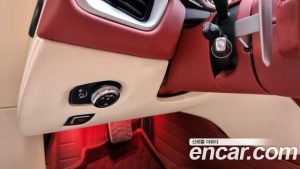 Astonmartin DB11 4.0 V8 Coupe 2019 года из Южной Кореи