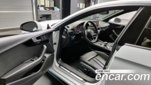 Audi A5 45 TFSI 4WD Sportback 2019 года из Южной Кореи