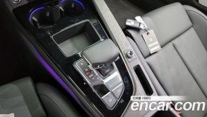 Audi A4 40 TFSI Premium 2023 года из Южной Кореи