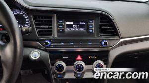 Hyundai AVANTE 1.6 2020 года из Южной Кореи