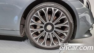 Mercedes-Benz S-Class S560L 4MATIC 2020 года из Южной Кореи