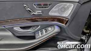 Mercedes-Benz S-Class S560L 4MATIC 2020 года из Южной Кореи
