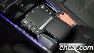 Mercedes-Benz GLA-Class GLA250 4MATIC 2021 года из Южной Кореи