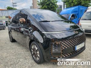 Hyundai Staria 4WD Lounge 9-Seater 2022 года из Южной Кореи