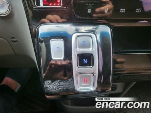 Hyundai Staria 4WD Lounge 9-Seater 2022 года из Южной Кореи