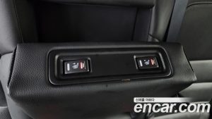 Renault-KoreaSamsung QM6 2.0 GDe RE Signature 2WD 2020 года из Южной Кореи