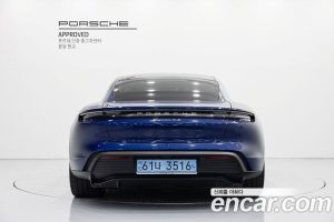 Porsche Taycan 4S 2021 года из Южной Кореи