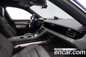 Porsche Taycan 4S 2021 года из Южной Кореи